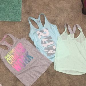 Set of 3 athletic tank tops